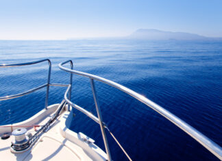 5 razones para alquiler un barco en Menorca